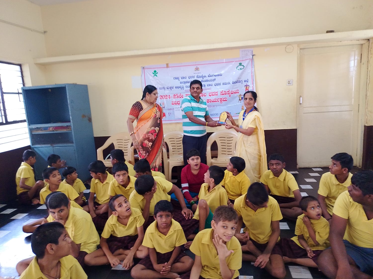 https://1ngo.sgp1.digitaloceanspaces.com/media/ashakirana/WhatsApp Image 2024-06-26 at 4.27.52 PM.jpeg